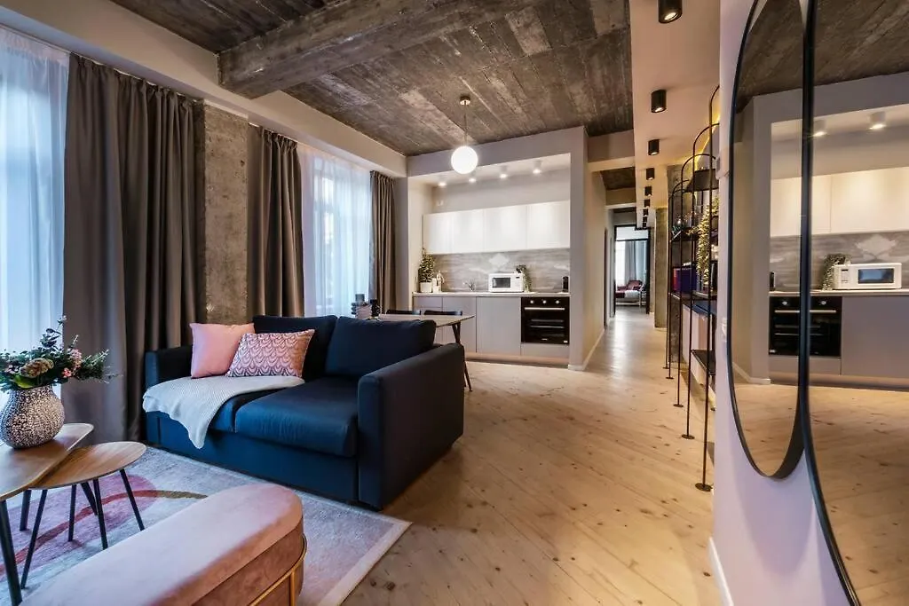 부쿠레슈티 Marvellous Design 2Br Old Town 아파트